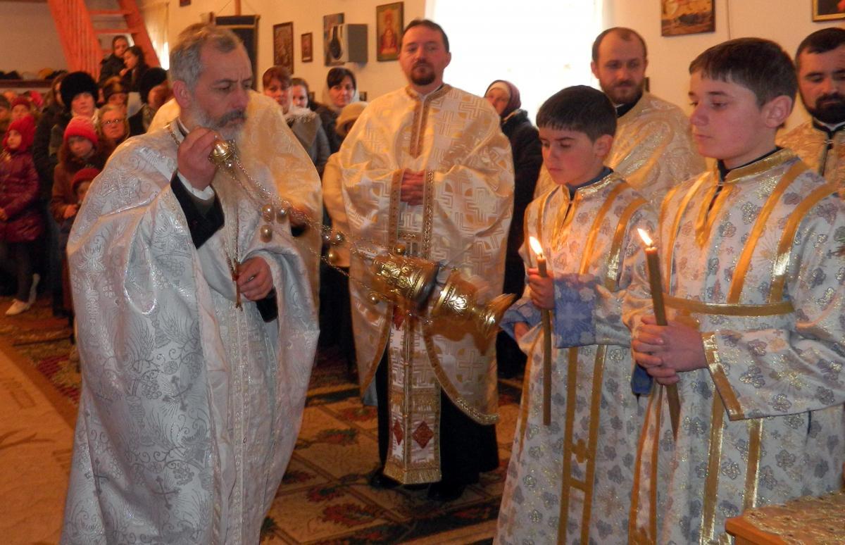 Vecernie de hramul "Buneivestiri"